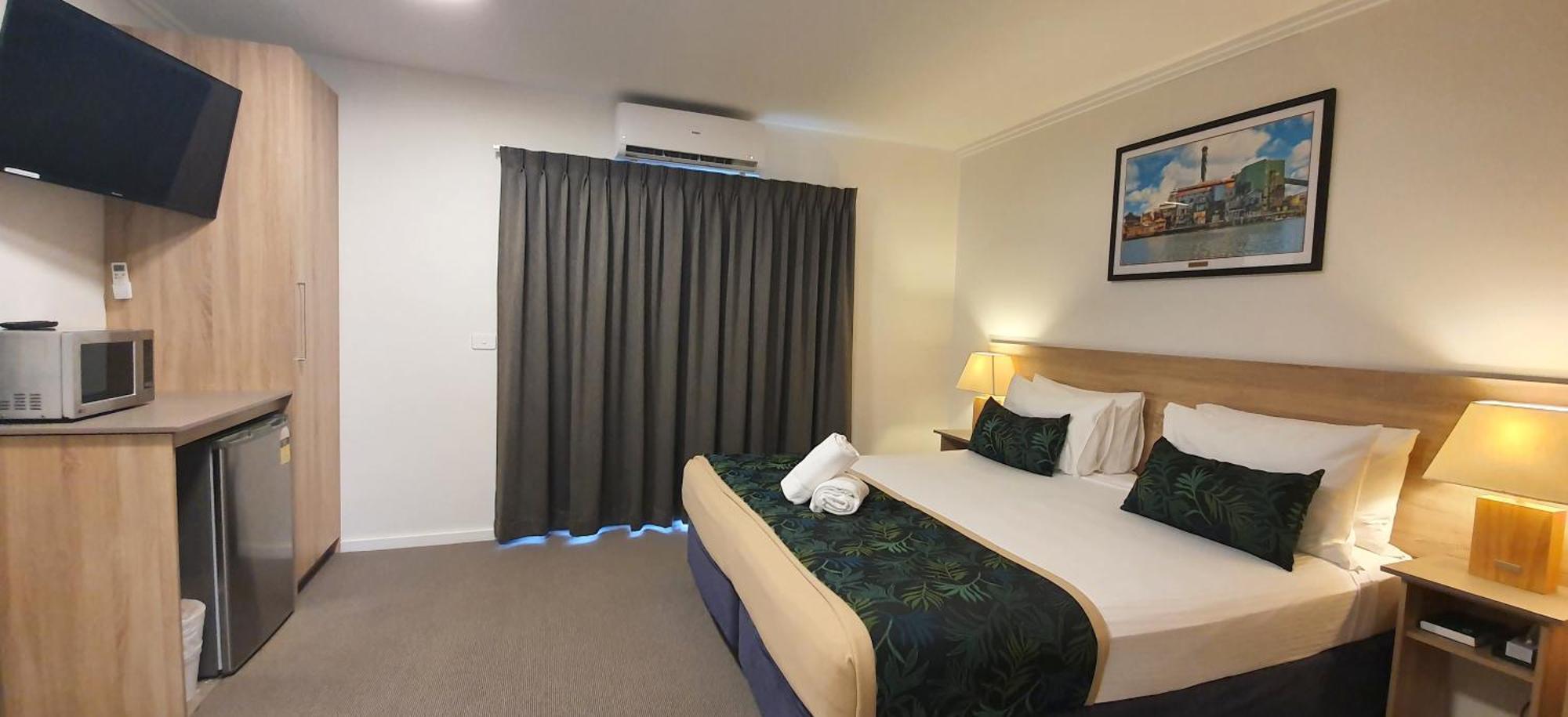 Club Motel 4*
